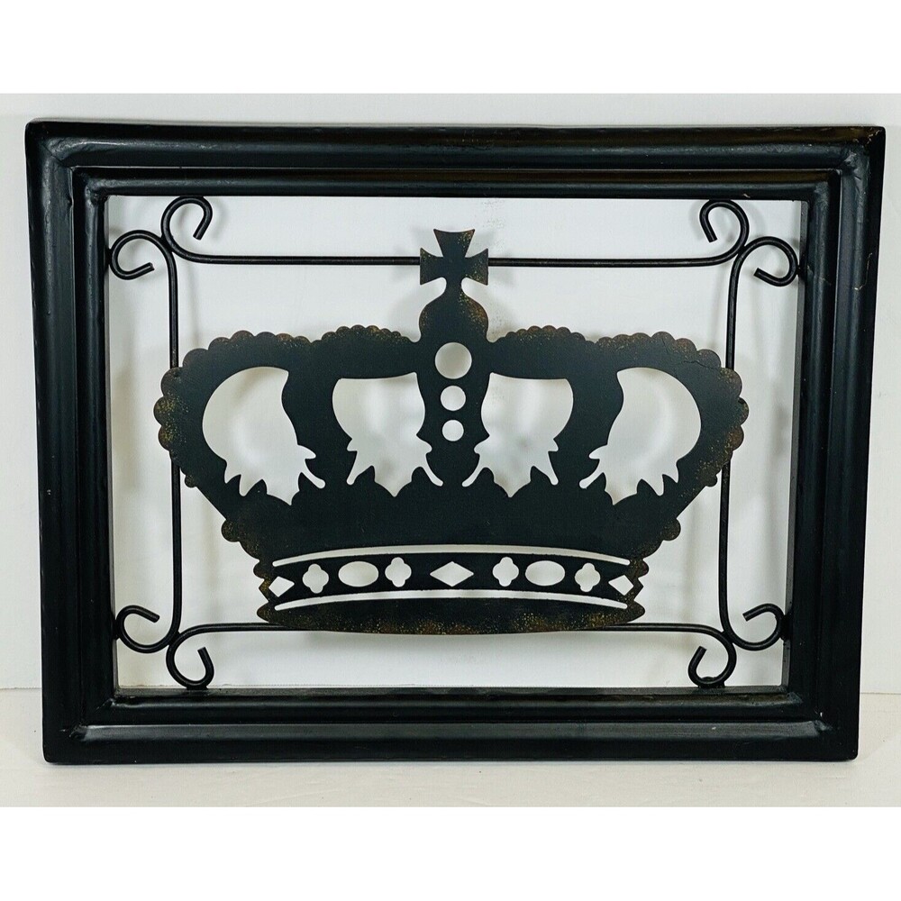 Vintage (Set Of 2) King & Queen Metal Crown Wall Frame 13”x10”